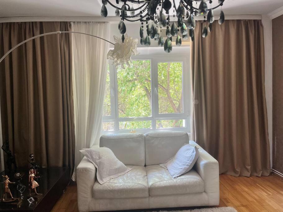 Charming Apartment/King Size Bed Bucureşti Exterior foto